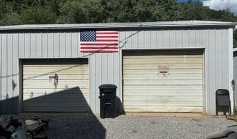 40 N Richmond St, Auxier, KY 41602