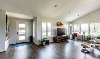 1370 Moonlight Rd, Appomattox, VA 24522