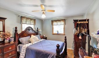 24 Venus Ave, Burlington, VT 05408