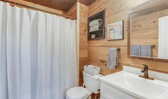 12778 Tiffany Ln, Biloxi, MS 39532