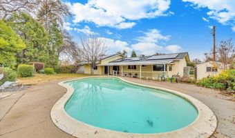 684 Alpine Ave, Angels Camp, CA 95222