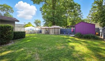 4289 Wedgewood Dr, Austintown, OH 44511