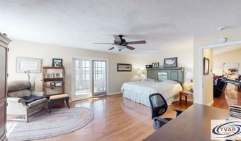 495 Shore Dr, Big Sandy, TN 38221