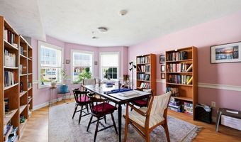 24 Greenleaves Dr 413, Amherst, MA 01002