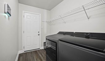 6236 Emerald Lake Dr, Biloxi, MS 39532