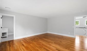 105 Princess Pine Dr, East Greenwich, RI 02818
