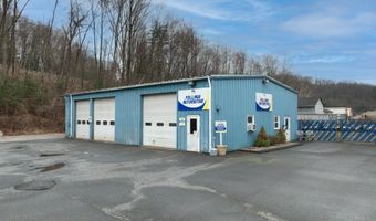20 Ramp Rd, Canton, CT 06019
