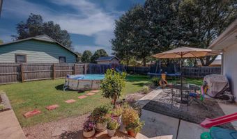920 Highland Dr, Arkansas City, KS 67005
