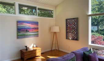 22 Dock Rd, Norwalk, CT 06854