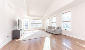 3341 Roseford Blvd, Ann Arbor, MI 48105