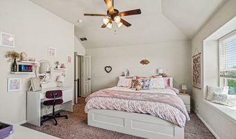 828 Sunflower Ct, Aledo, TX 76008