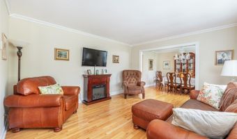 3 Travel Rd, Alloway, NJ 07461