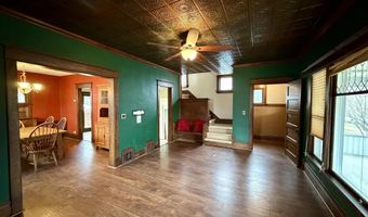 516 SE 10th Ave, Aberdeen, SD 57401