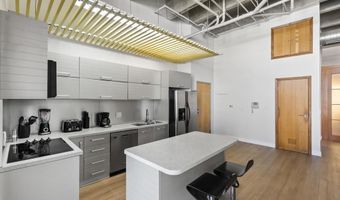 550 Seagaze Dr 12, Oceanside, CA 92054