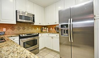 2305 EDGEWATER Dr 1305, Orlando, FL 32804