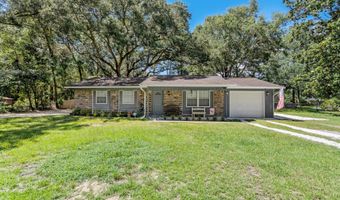 1 Country Manor Rd, Beaufort, SC 29906