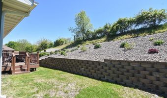 6042 Seven Springs Dr, Asbury, IA 52002