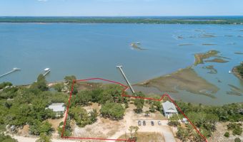 127 Harbor Cir, Alligator Point, FL 32346