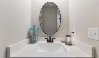 7424 Northwood Dr, Benton, AR 72019