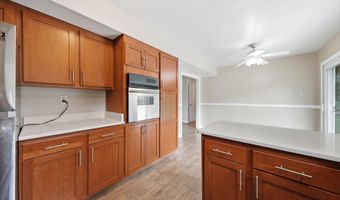 12410 ROCKLEDGE Dr, Bowie, MD 20715