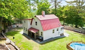 55 Rum Hill Rd, Bath, NH 03740