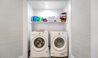 45 SUTTON Sq SW 1006, Washington, DC 20024