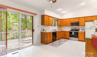 2 Oak Grove Rd, Arden, NC 28704