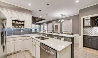 17060 Upper Bay Rd, Addison, TX 75001