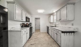 106 Belair Dr, Arab, AL 35016