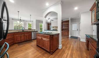 19 Ridge View Ct, Acworth, GA 30101