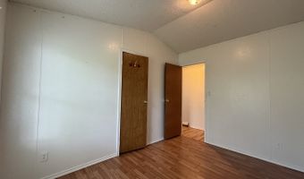 723 Kayroe Rd, Adkins, TX 78101