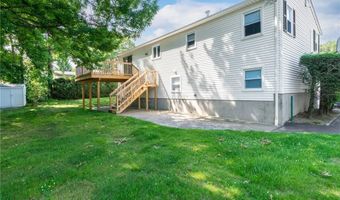 44 Village Ave, Cranston, RI 02920