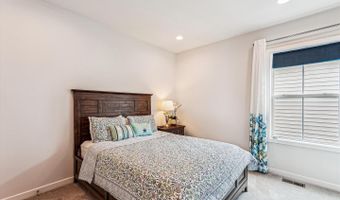 42023 SPRING AIR Dr, Brambleton, VA 20148