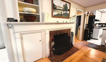 29 Stony Acre Dr, Cranston, RI 02920
