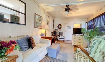 56 Leisure Dr, Auburndale, FL 33823