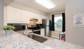 4 FRANKLIN Sq, Berlin, MD 21811