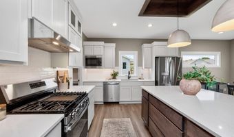 3308 SE Bannister Dr, Ankeny, IA 50021