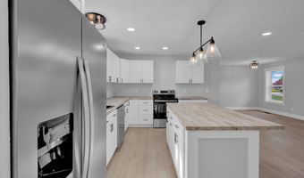 307 Eastwood Dr, Bedford, IN 47421