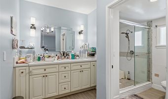 901 Kingsley Dr, Arcadia, CA 91007