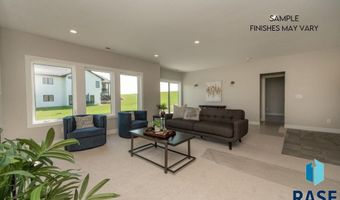1517 W Autumn Cir, Brandon, SD 57005