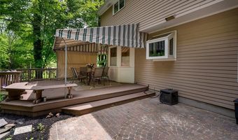 20 Dan Troy Dr, Amherst, NY 14221
