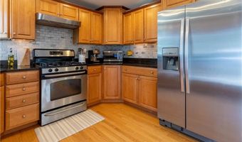 3642 Pawtucket Ave, East Providence, RI 02915