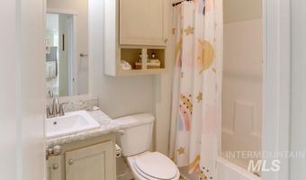 400 Bobcat Dr, Ahsahka, ID 83520