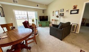 2592 Middle Rd #304, Bettendorf, IA 52722