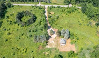 416 Lincolnville Ave, Belfast, ME 04915
