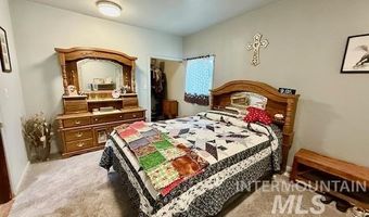 908 Pine St, Anatone, WA 99401