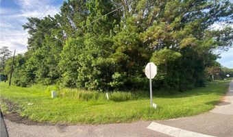 8590 St Michael St, Bayou La Batre, AL 36509