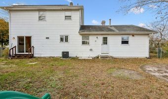 411 Pacific Ave, Beachwood, NJ 08722