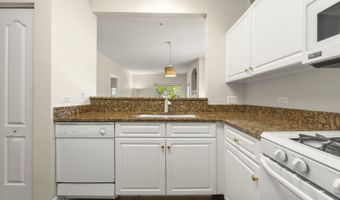 1275 W Lake St 104, Addison, IL 60101