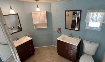 21 S GREEN ACRES Cir, Akron, PA 17501